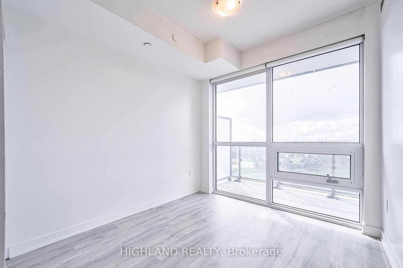 4699 Glen Erin Dr, unit 805 for sale - image #29