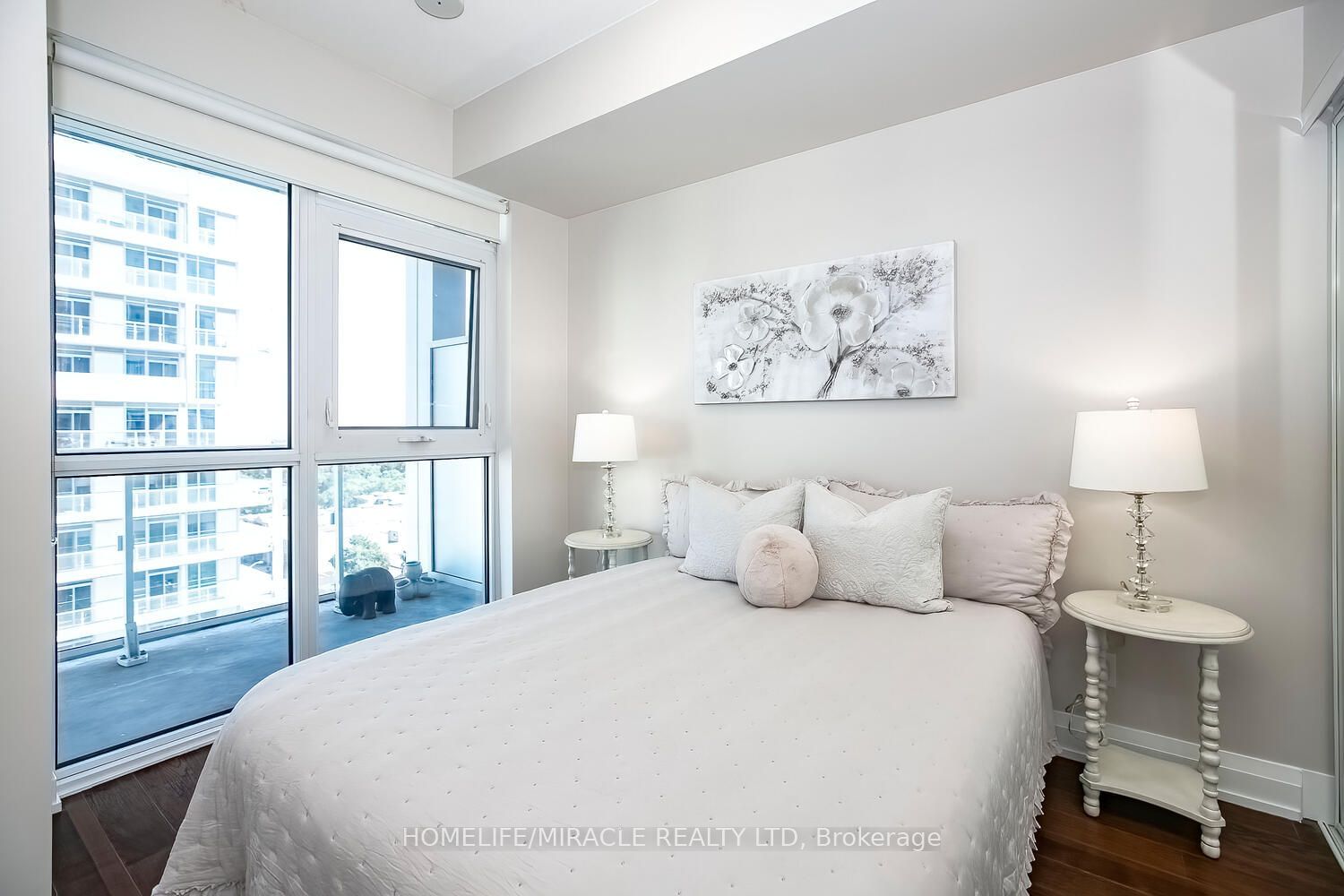 65 Speers Rd, unit 1106 for sale - image #12