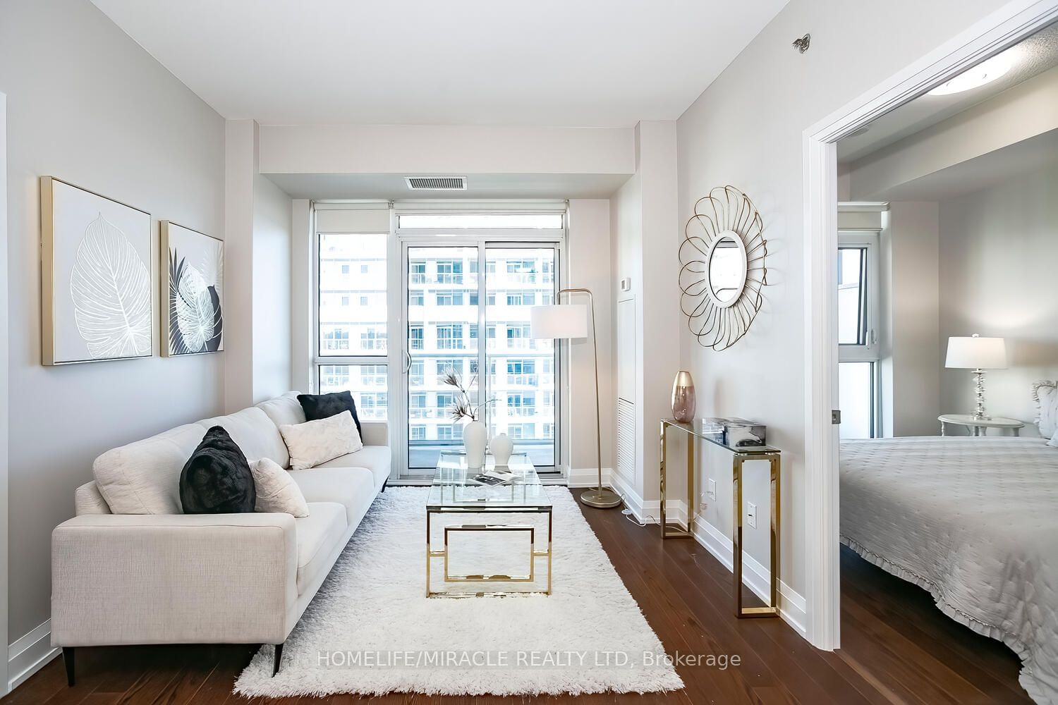 65 Speers Rd, unit 1106 for sale - image #3