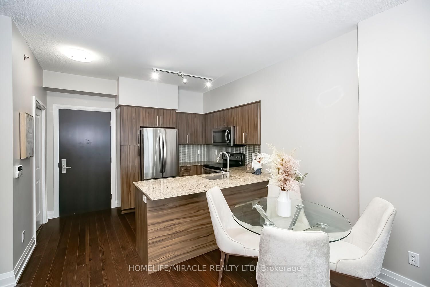 65 Speers Rd, unit 1106 for sale - image #7