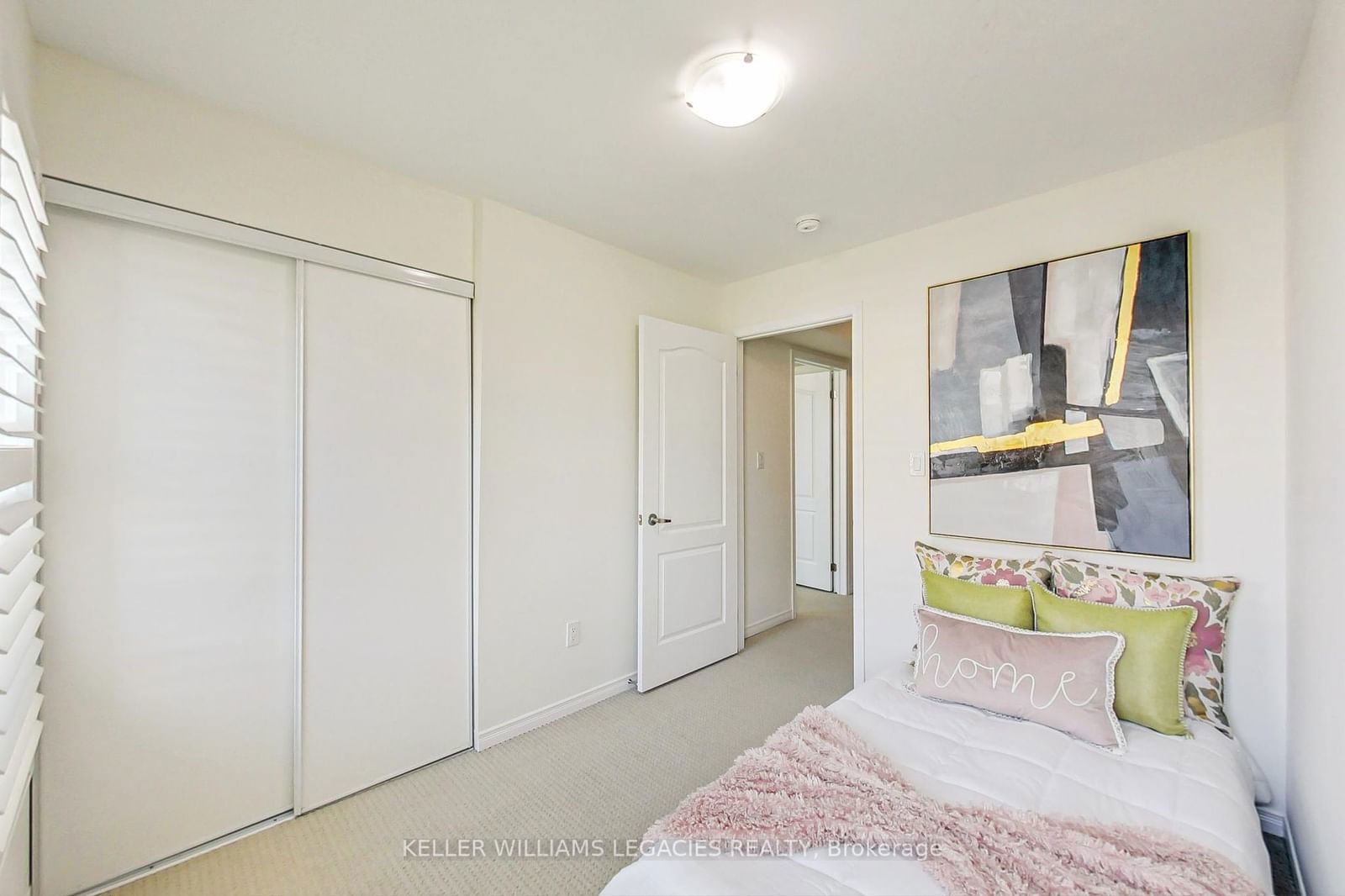 27 Applewood Lane, unit 254 for sale - image #19