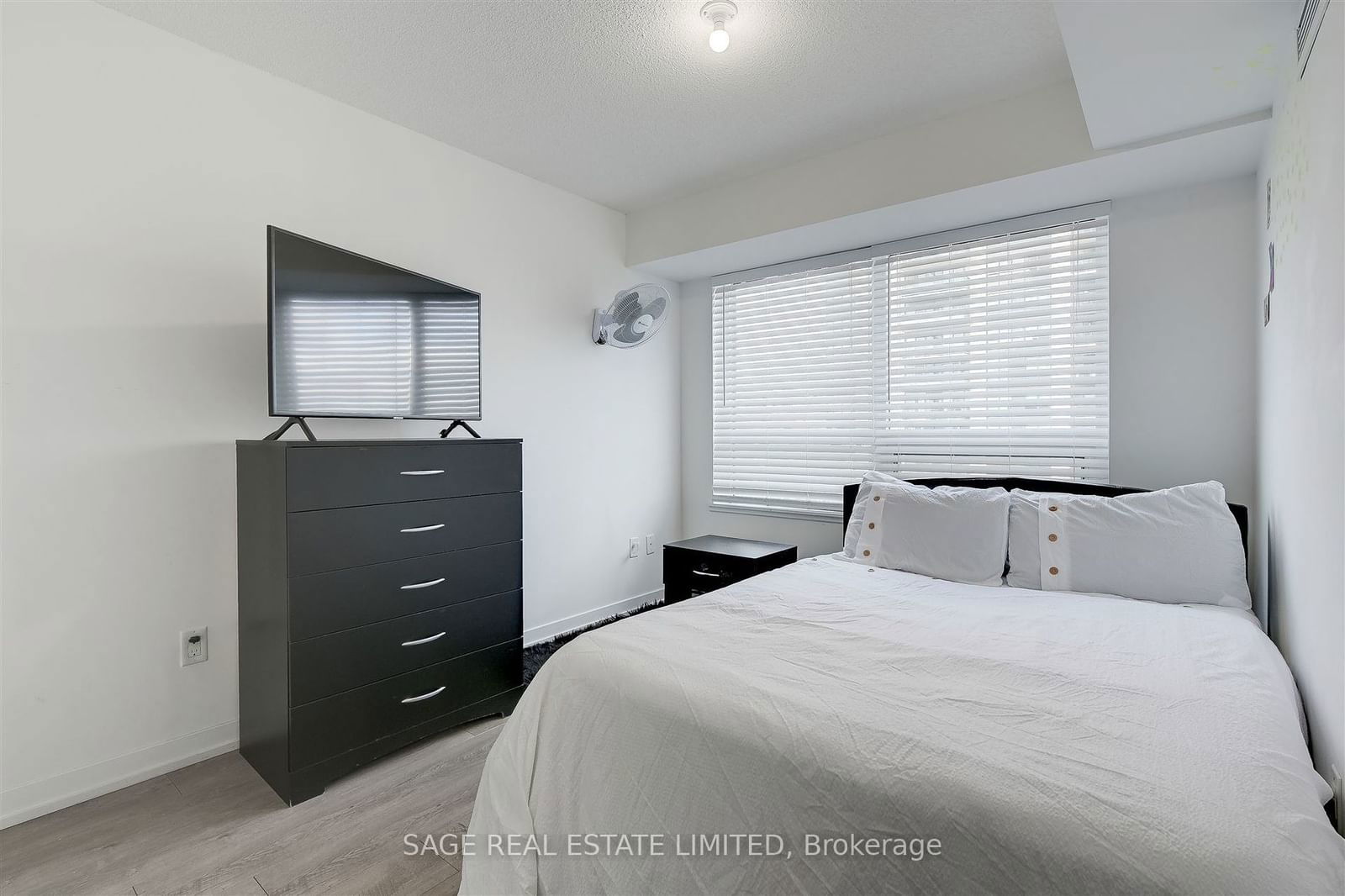 1410 Dupont St, unit 1008 for sale - image #15