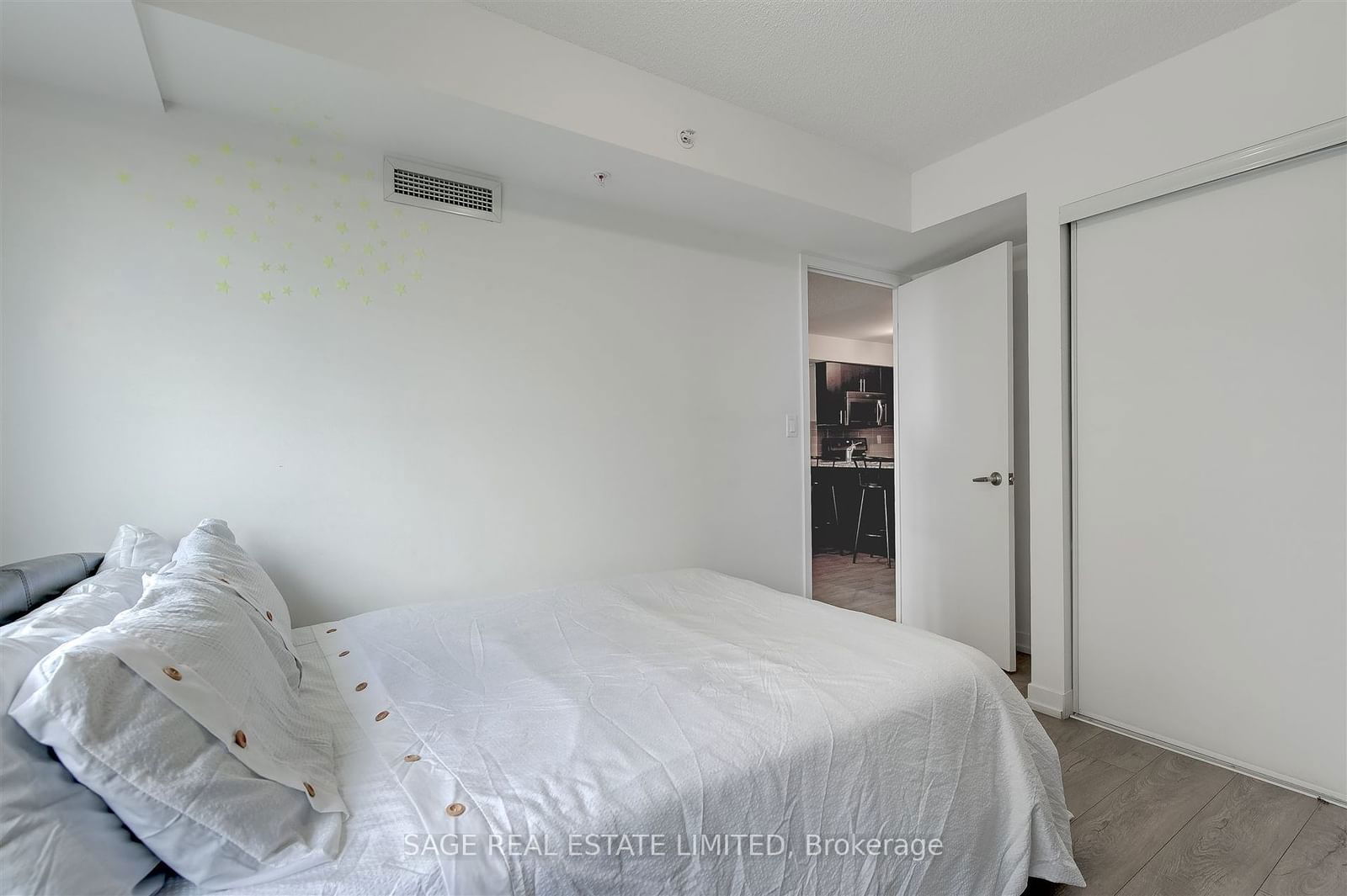 1410 Dupont St, unit 1008 for sale - image #16