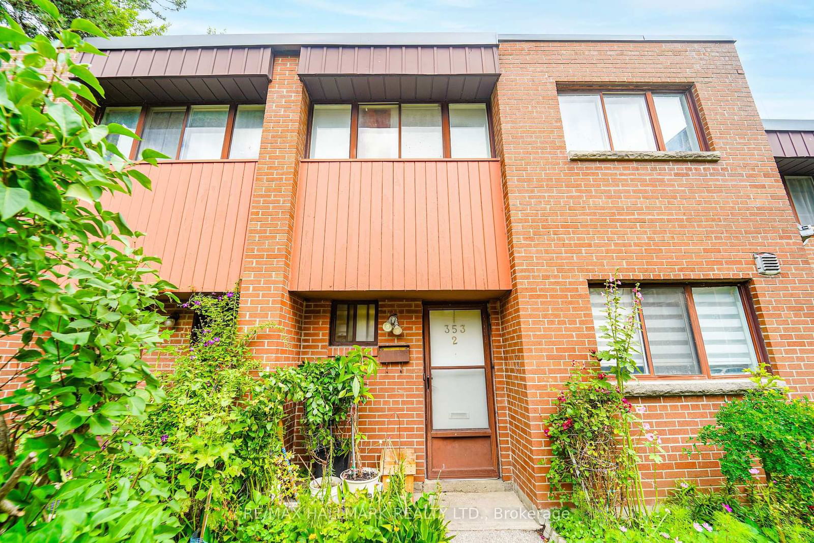 353 DRIFTWOOD Ave, unit 2 for sale - image #3