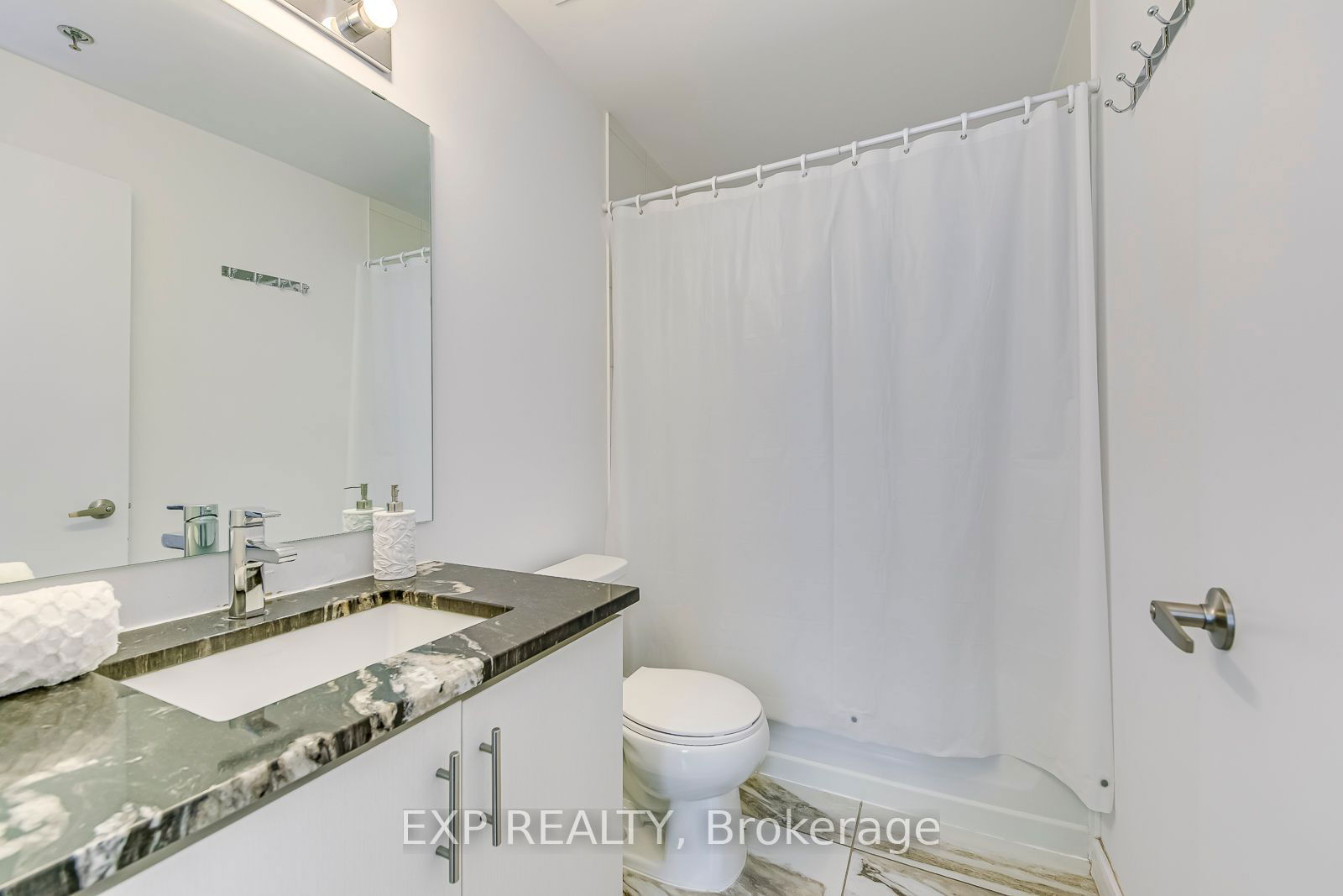 2490 Old Bronte Rd, unit 403 for sale - image #26