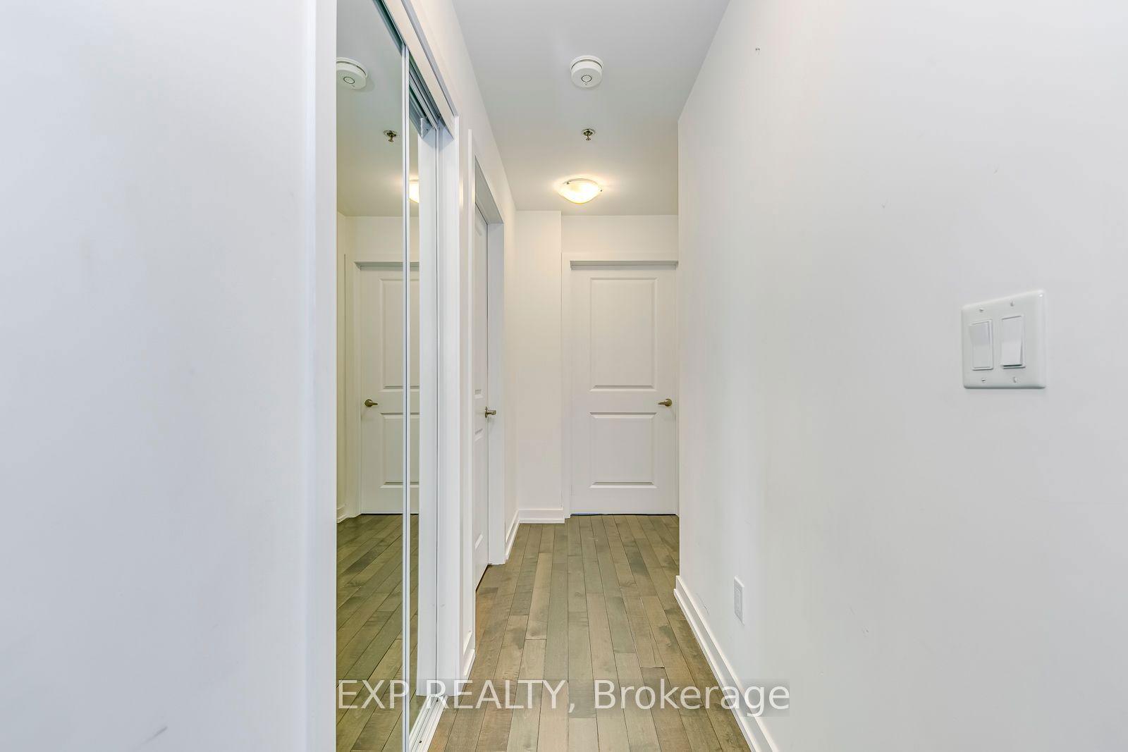 2490 Old Bronte Rd, unit 403 for sale - image #8