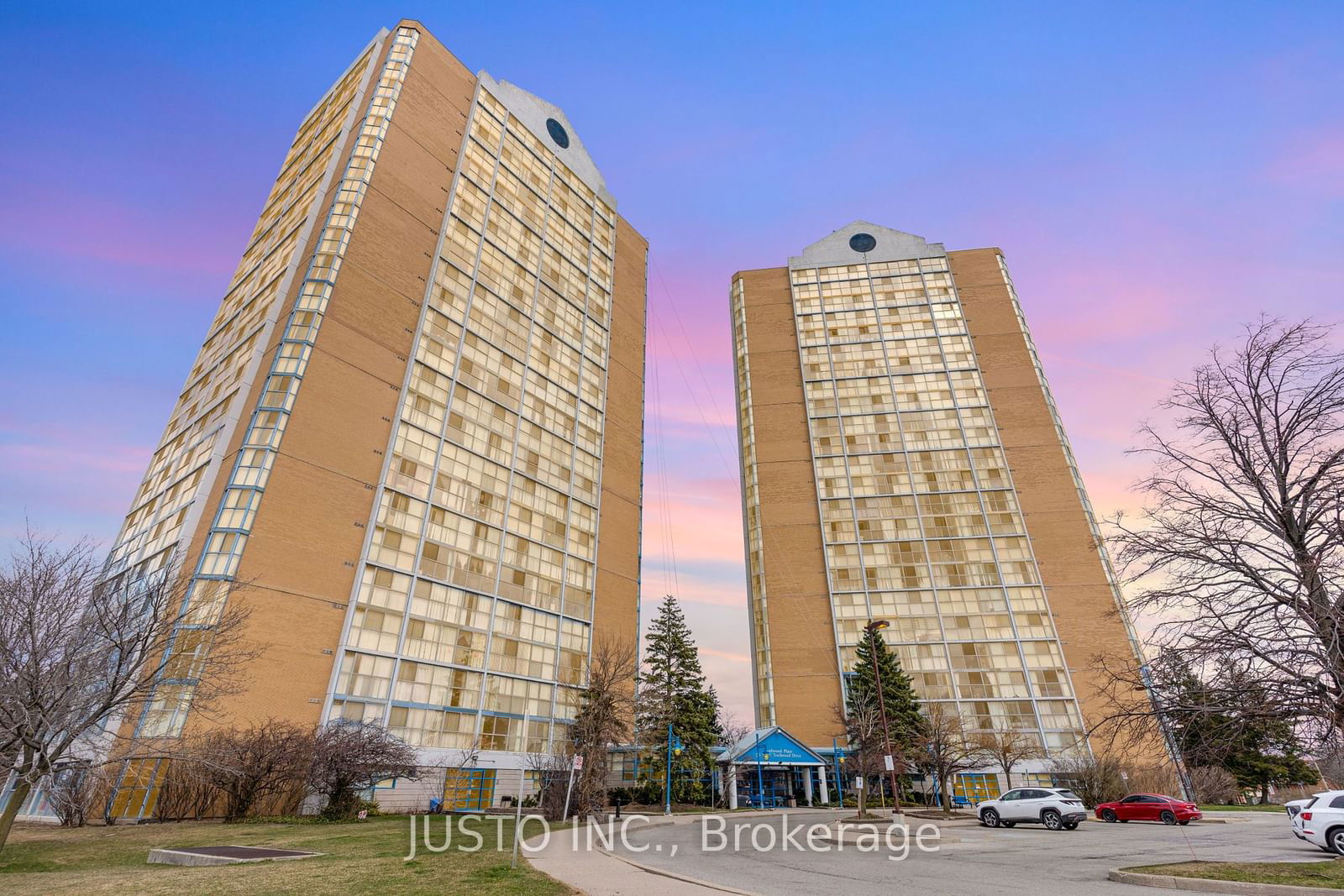 25 Trailwood Dr, unit 205 for sale