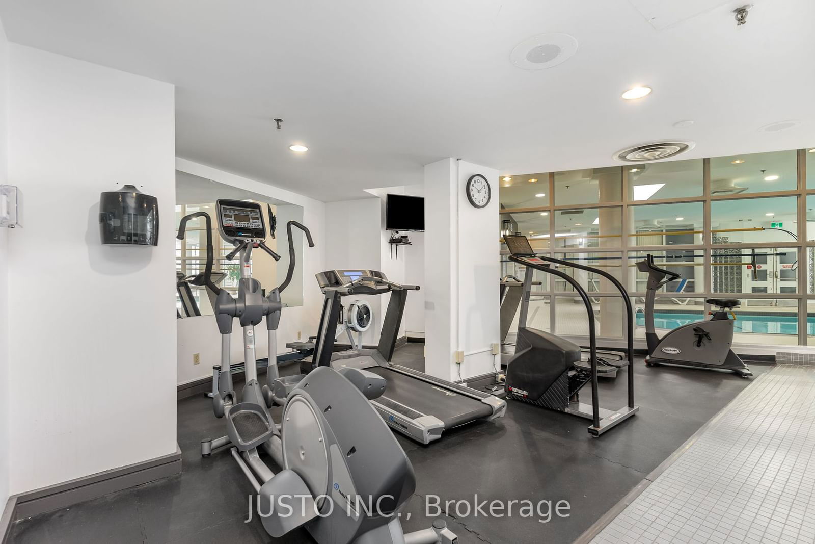 25 Trailwood Dr, unit 205 for sale - image #22