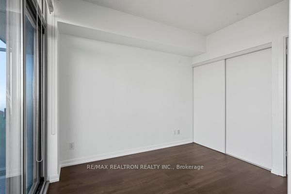 105 The Queensway Ave, unit 504 for sale - image #21