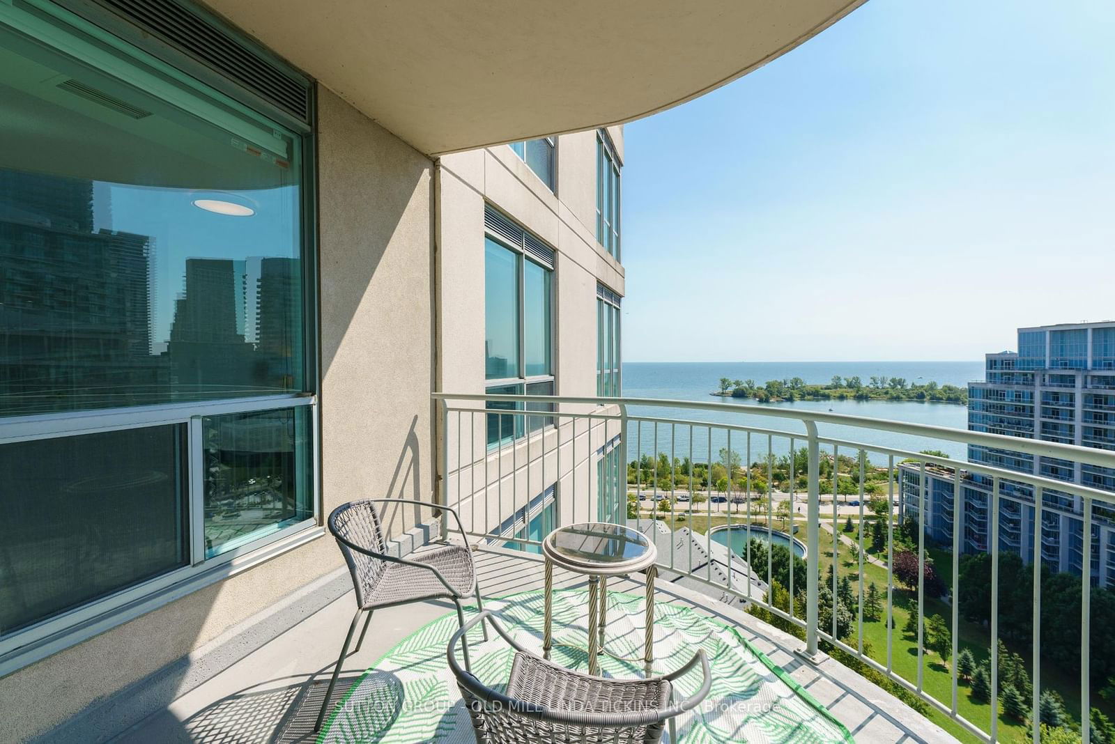 2111 Lake Shore Blvd W, unit LPH08 for sale