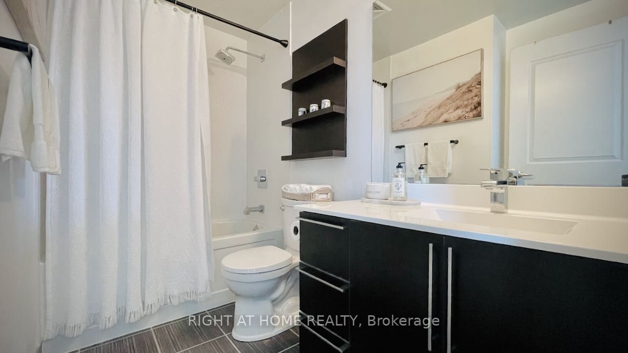 16 Brookers Lane, unit 1710 for sale - image #20