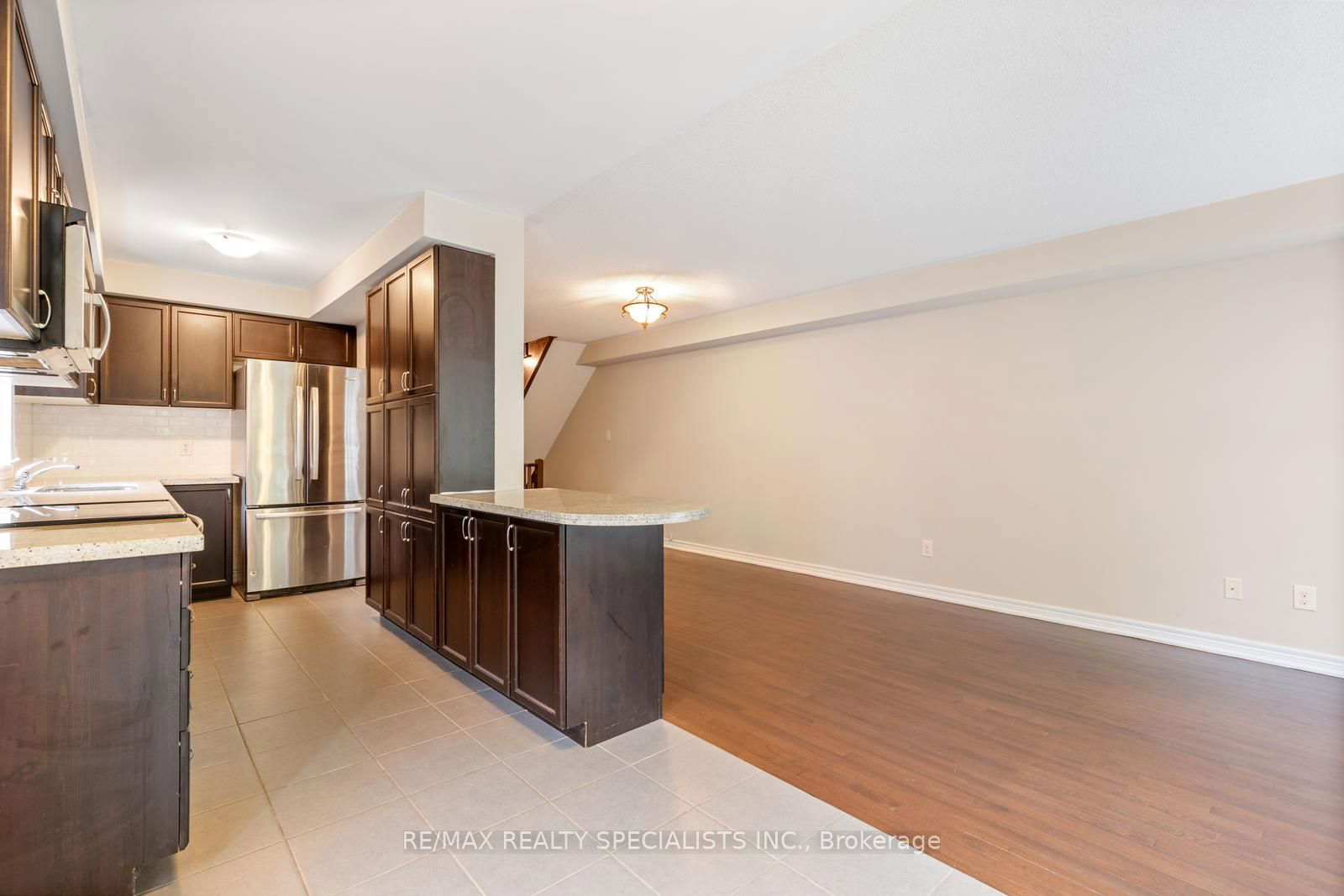 233 DUSKYWING Way, unit 42 for sale - image #15