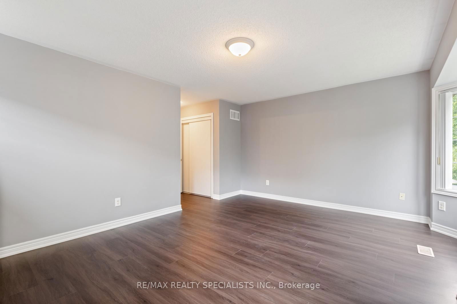 233 DUSKYWING Way, unit 42 for sale - image #20