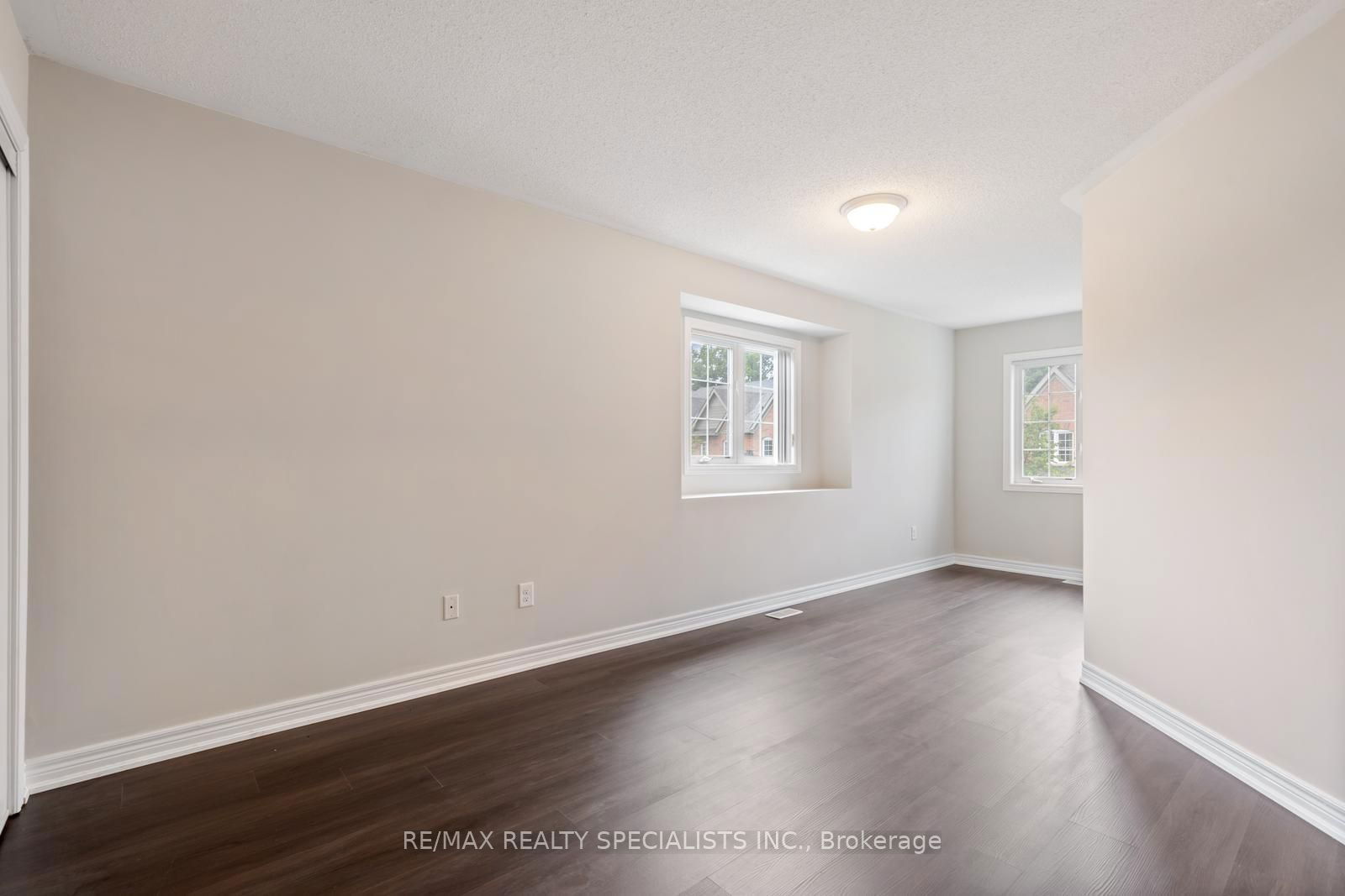 233 DUSKYWING Way, unit 42 for sale - image #25