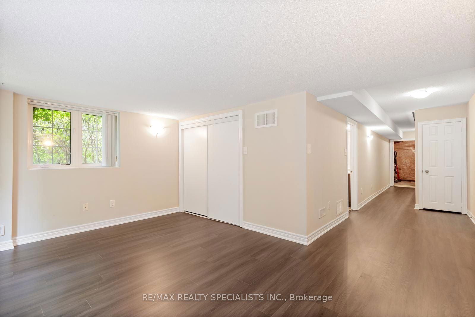 233 DUSKYWING Way, unit 42 for sale - image #32