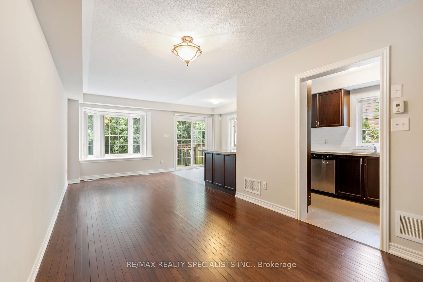 233 DUSKYWING Way, unit 42 for sale - image #8