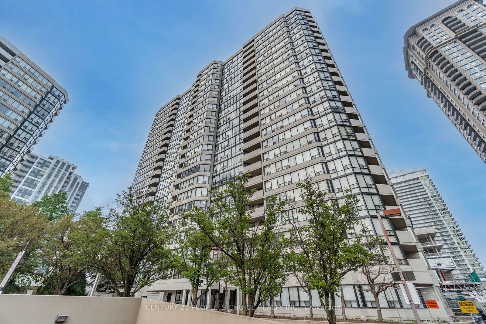 330 Rathburn Rd W, unit 405 for sale - image #1