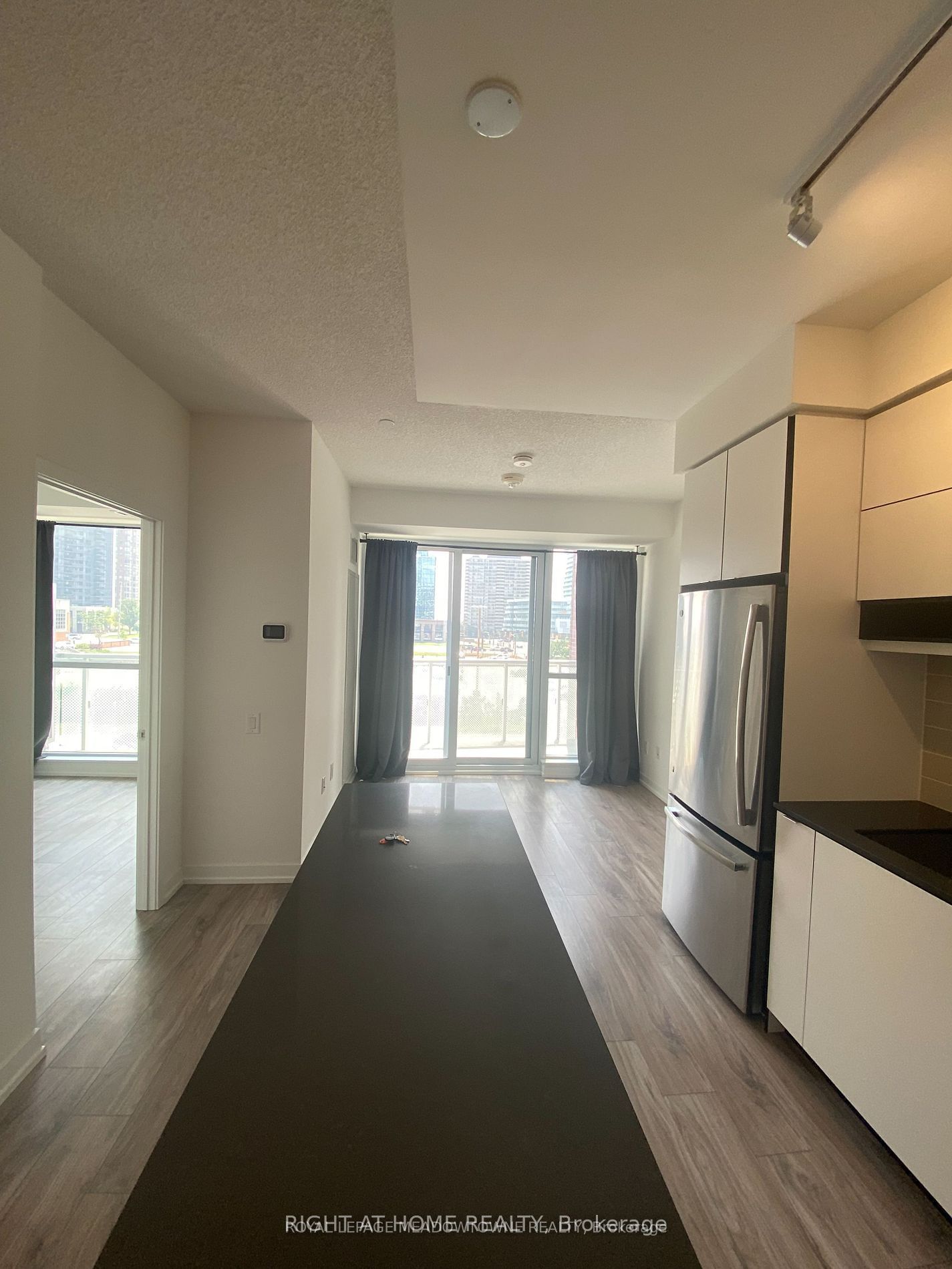 4065 Confederation Pkwy, unit 308 for rent - image #7