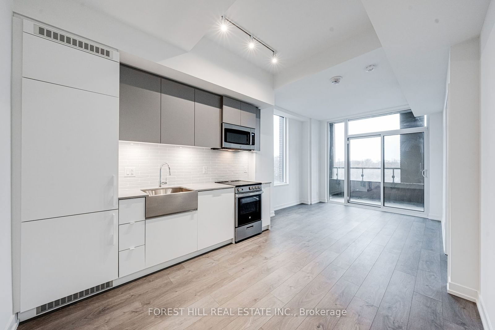 270 dufferin St, unit 418 for sale