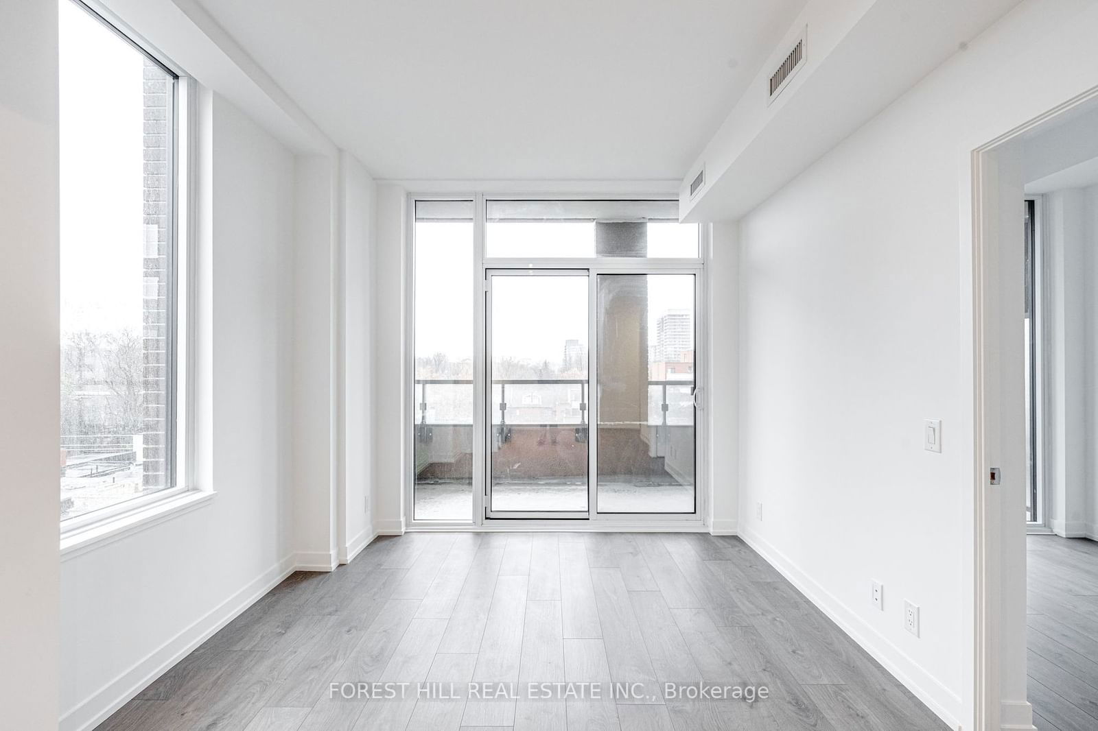 270 dufferin St, unit 418 for sale