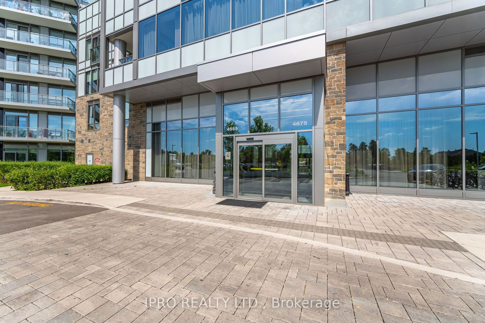 4655 Metcalfe Ave, unit 1208 for sale