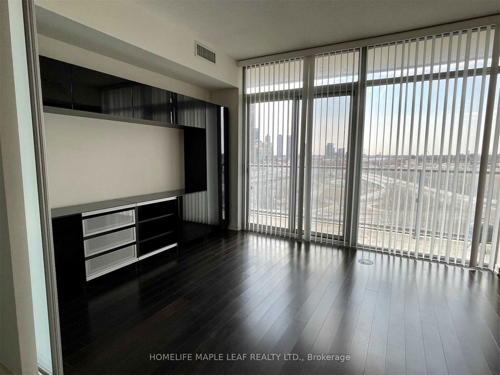 105 The Queensway Ave, unit 1007 for rent - image #6