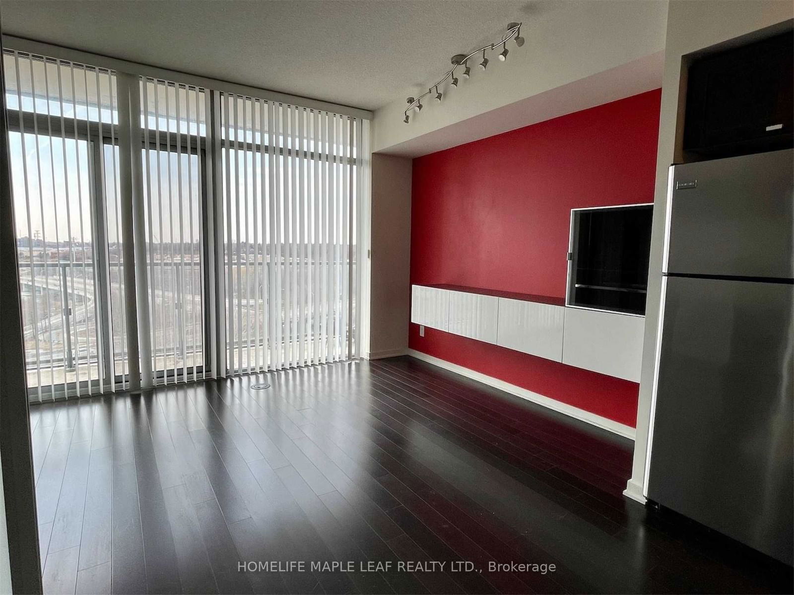 105 The Queensway Ave, unit 1007 for rent