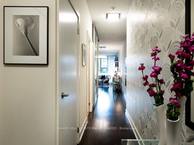 1638 Bloor St W, unit 411 for sale - image #2