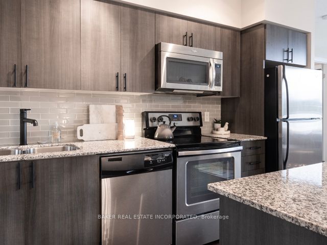 1638 Bloor St W, unit 411 for sale - image #9