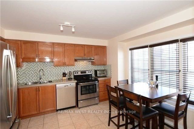 3030 Breakwater Crt, unit 171 for rent - image #7