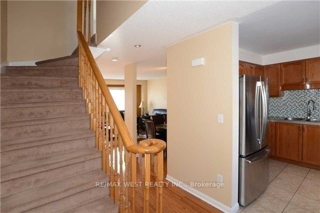 3030 Breakwater Crt, unit 171 for rent - image #9