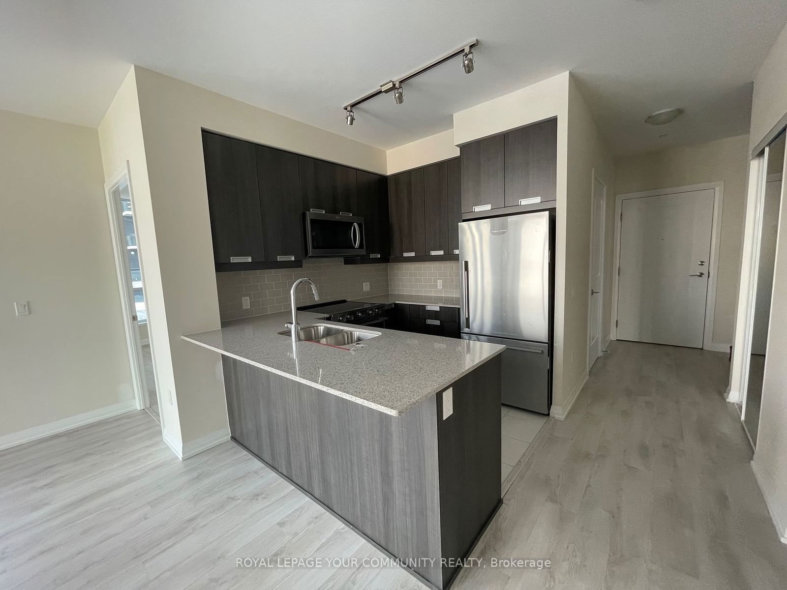 65 Watergarden Dr, unit 302 for rent - image #12