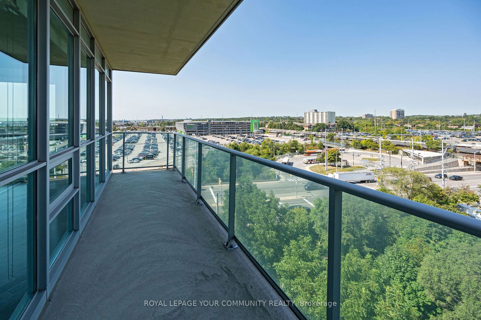 1055 Southdown Rd, unit 803 for sale - image #19