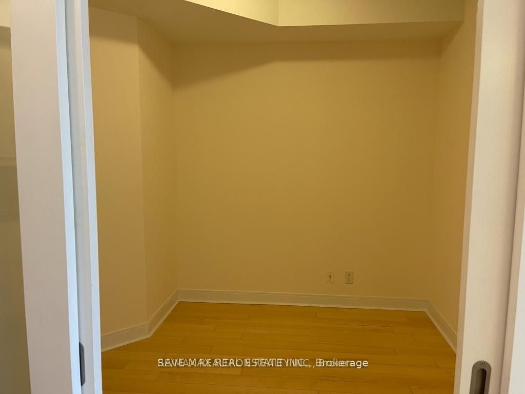 70 Absolute Ave, unit 804 for rent - image #8