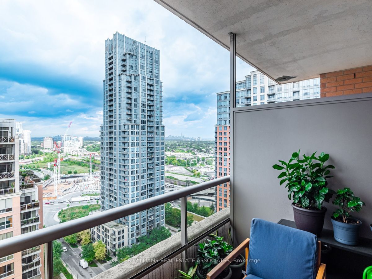 5233 Dundas St W, unit 2224 for sale