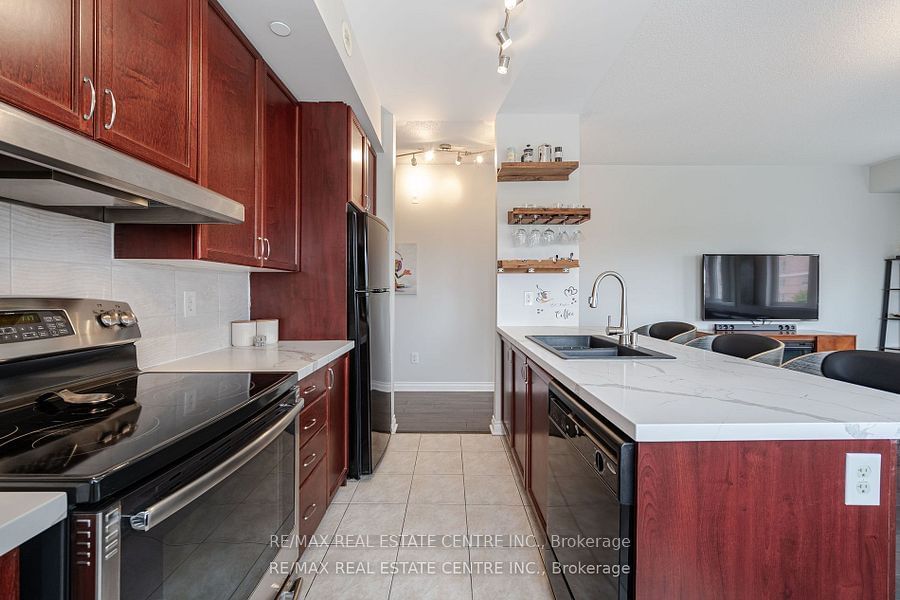 5150 Winston Churchill Blvd, unit 305 for sale - image #18