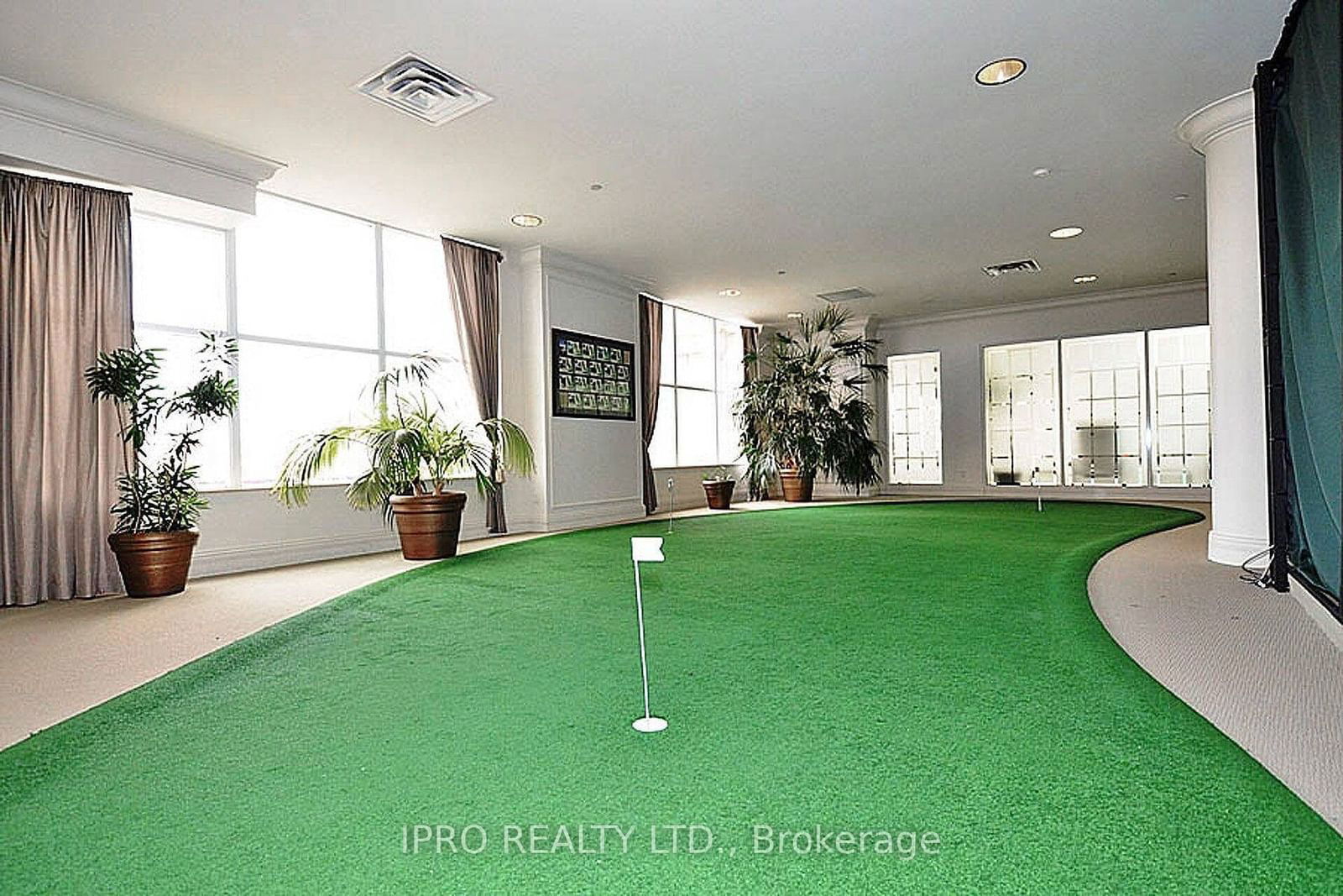 35 Kingsbridge Garden Circ, unit 506 for sale - image #34