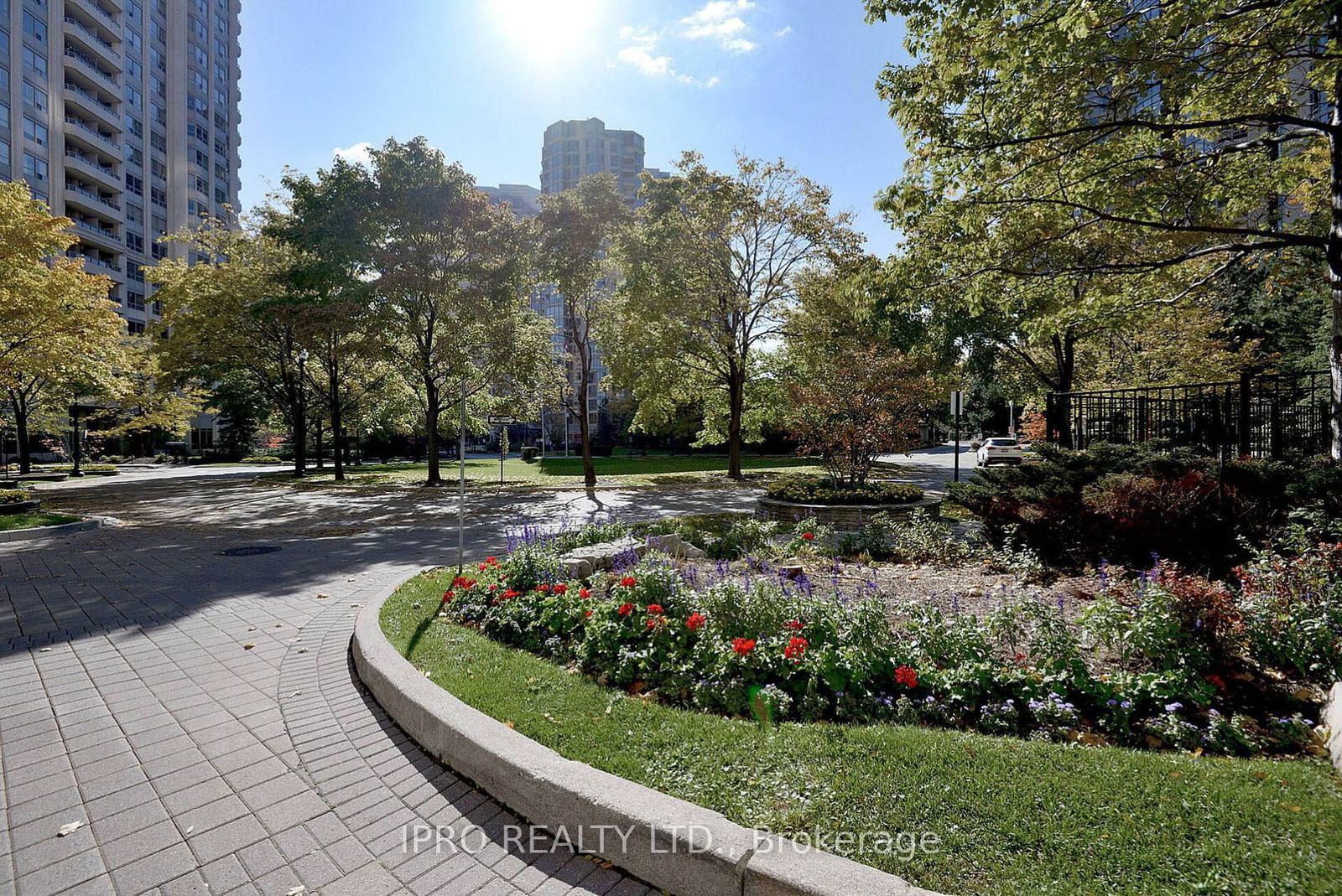 35 Kingsbridge Garden Circ, unit 506 for sale - image #39