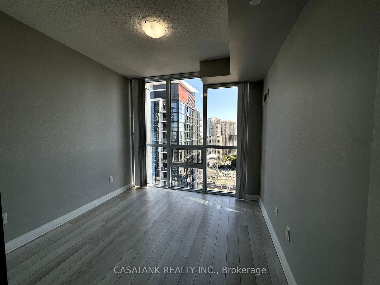 5025 Four Springs Ave, unit 2105 for sale - image #11