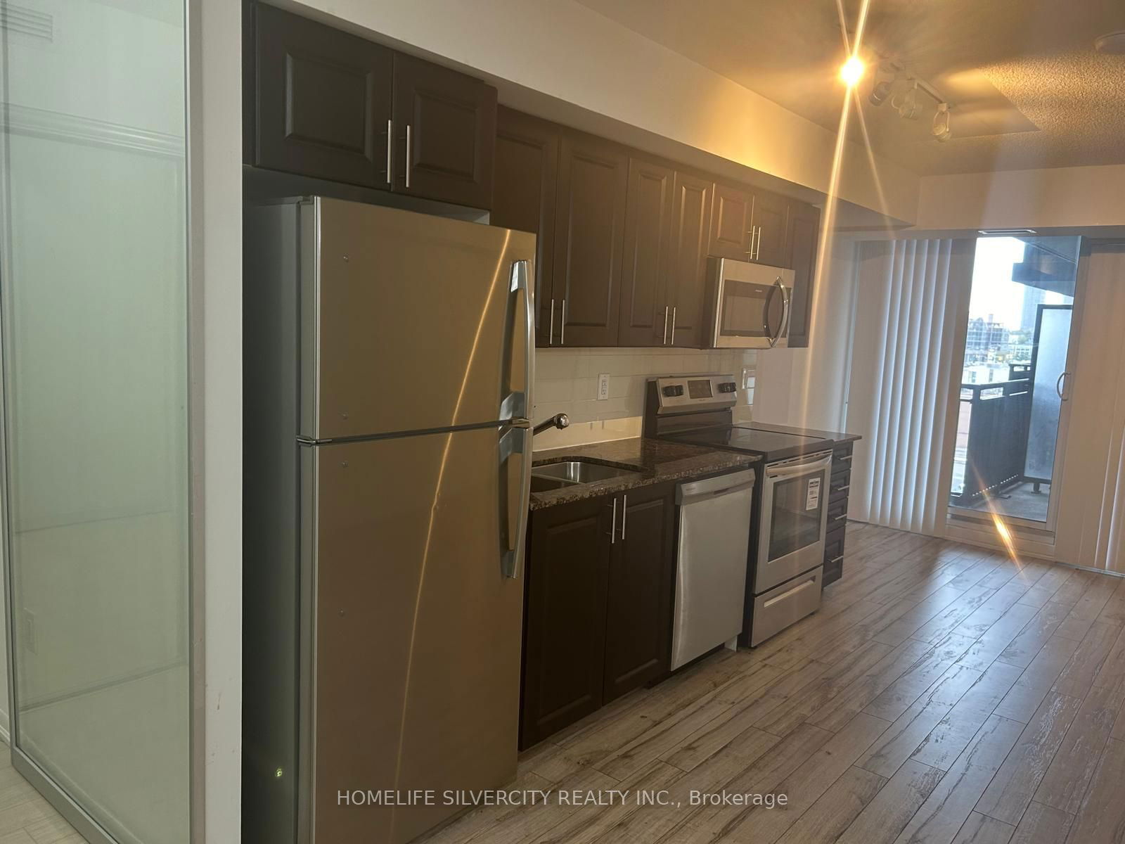 3091 Dufferin St, unit 418 for rent