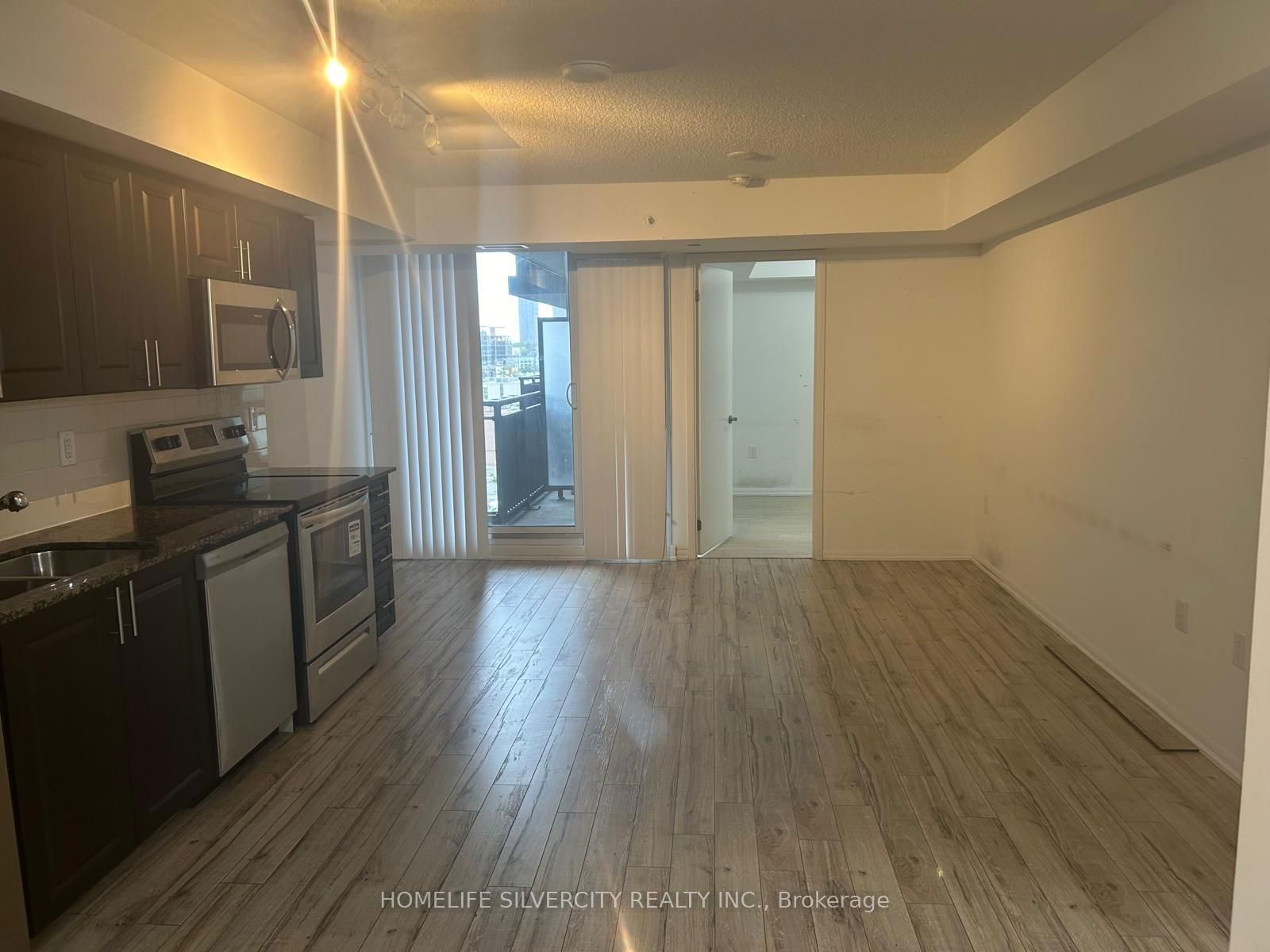 3091 Dufferin St, unit 418 for rent