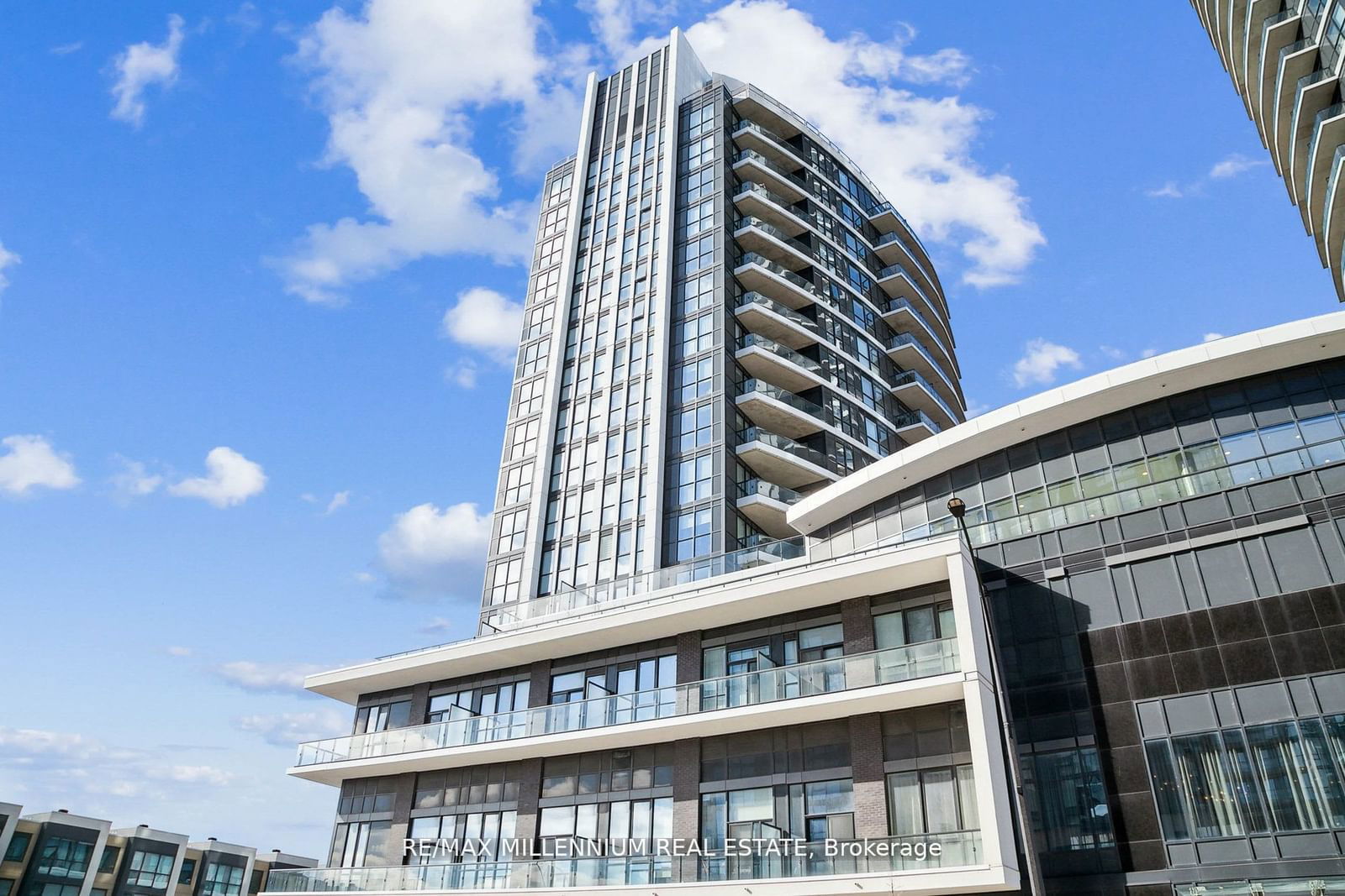 65 Watergarden Dr, unit 101 for sale - image #1