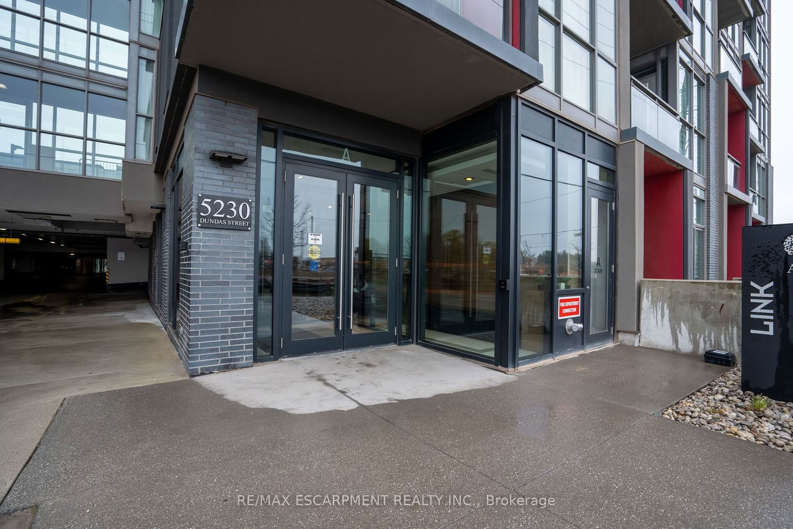 5230 Dundas St, unit A428 for sale