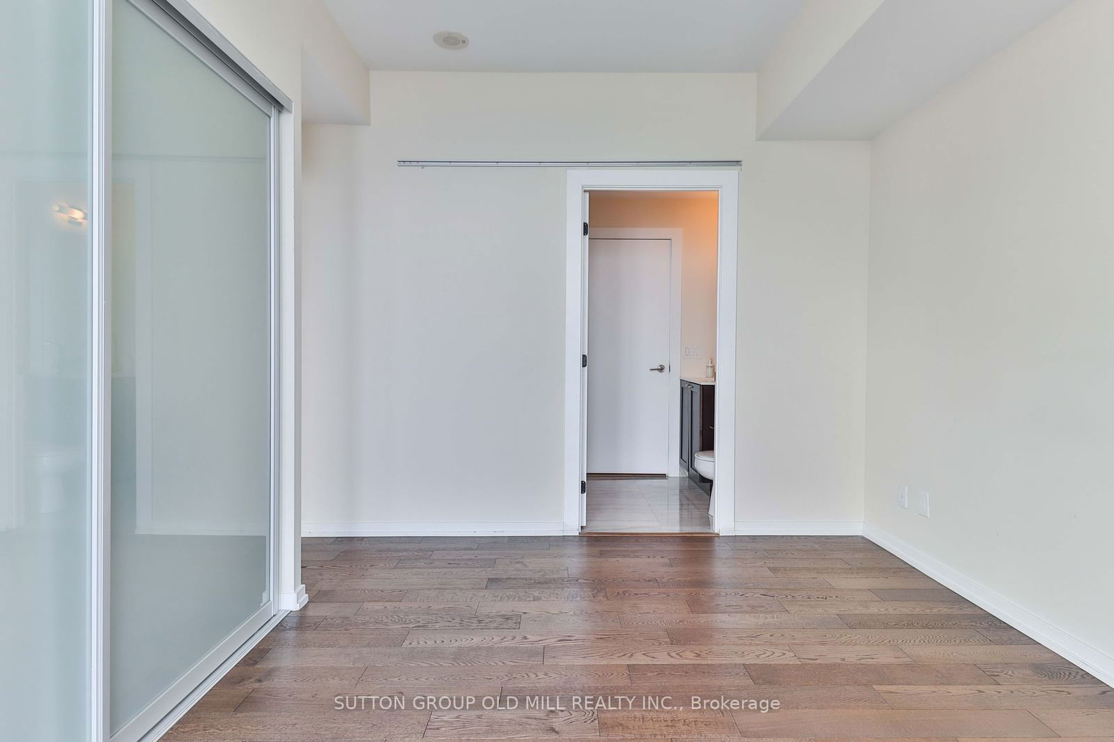 105 The Queensway, unit 2703 for rent - image #8