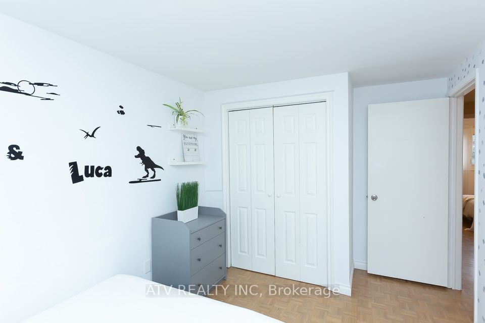 400 Bloor St, unit 23 for sale - image #16