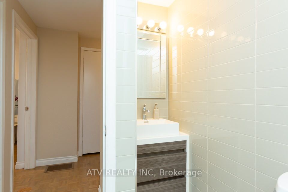 400 Bloor St, unit 23 for sale - image #21