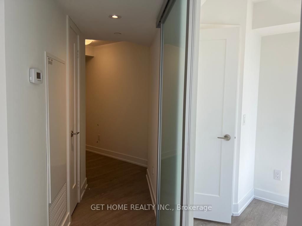 5 Mabelle Ave, unit 2333 for rent - image #4