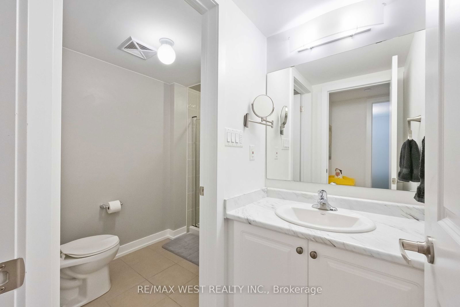 256 Royal York Rd, unit 111 for sale - image #20