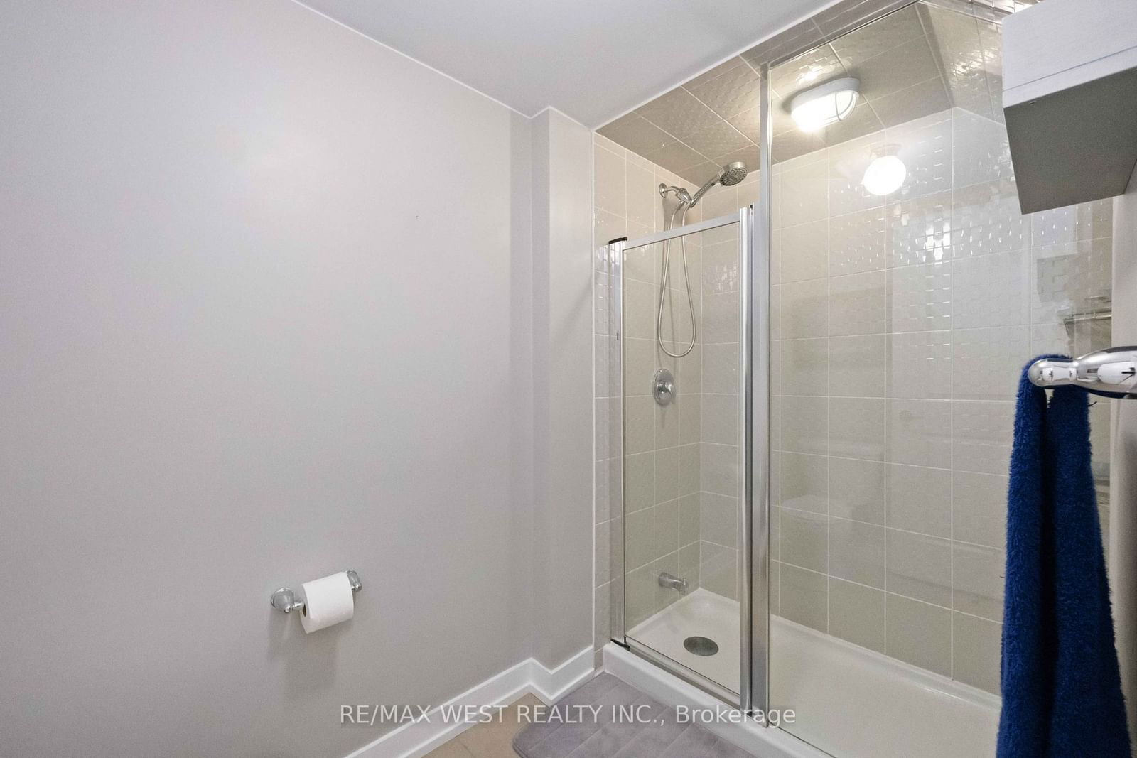 256 Royal York Rd, unit 111 for sale - image #21