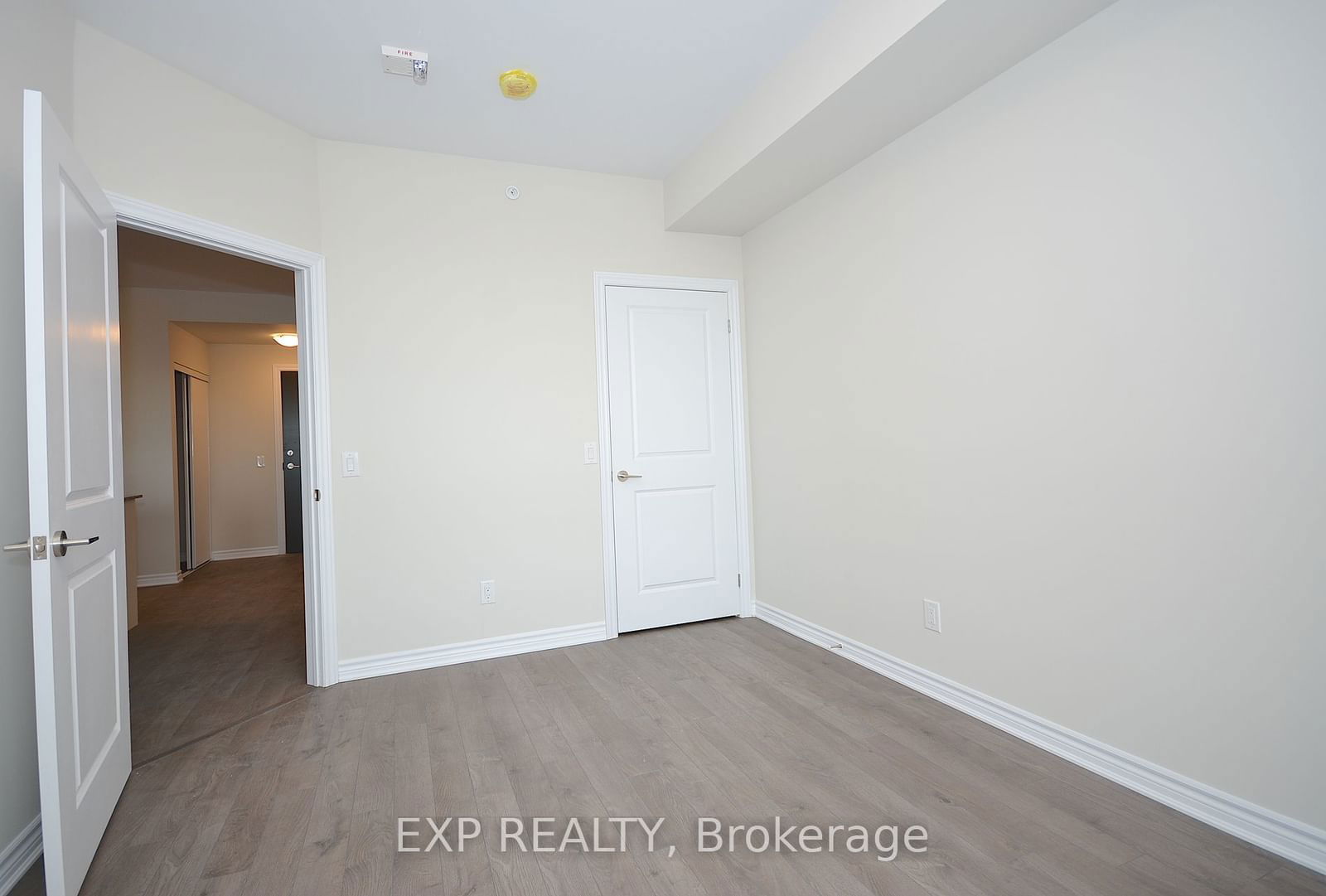 150 Oak Park Blvd, unit 316 for rent - image #7